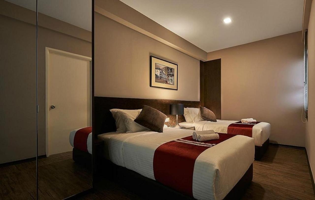 Maritime Luxury Suites Джордж Таун Екстериор снимка