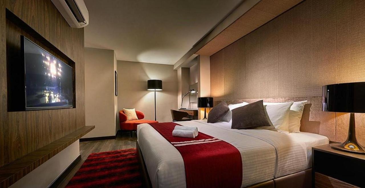 Maritime Luxury Suites Джордж Таун Екстериор снимка